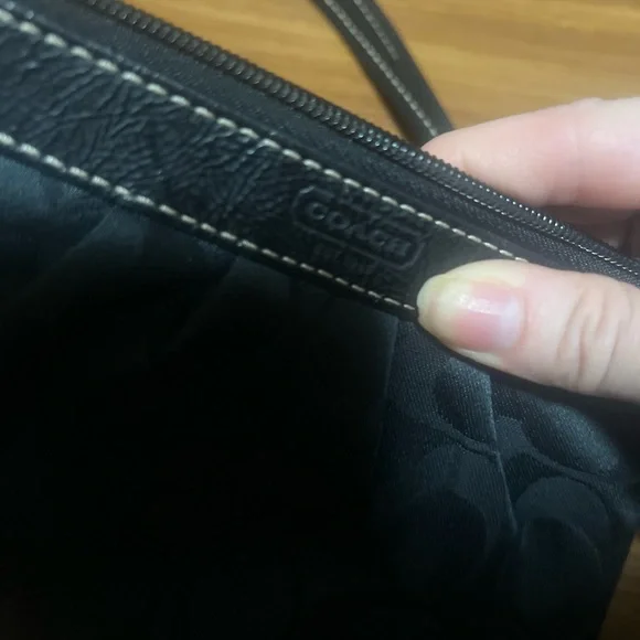 Coach Black Signature Wristlet - Picture 2 of 8